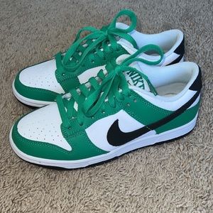 Nike Dunks (Stadium Green/Black/White